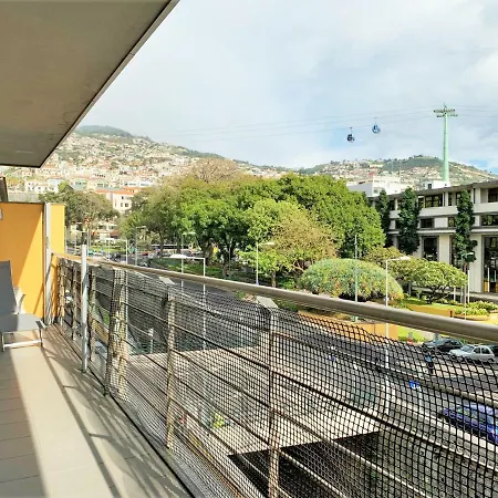 Apartment Penthouse In The Center Of Funchal *